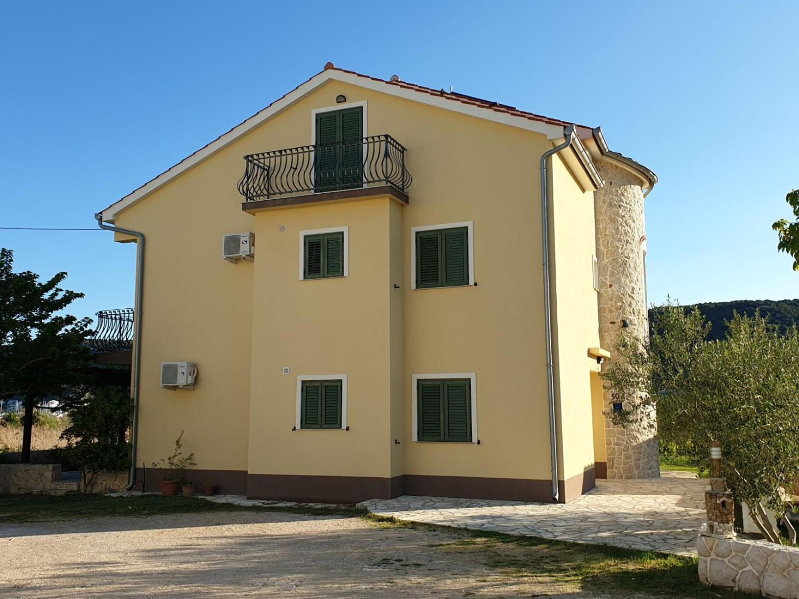 Apartments Batistic Supetarska Draga Ruang foto